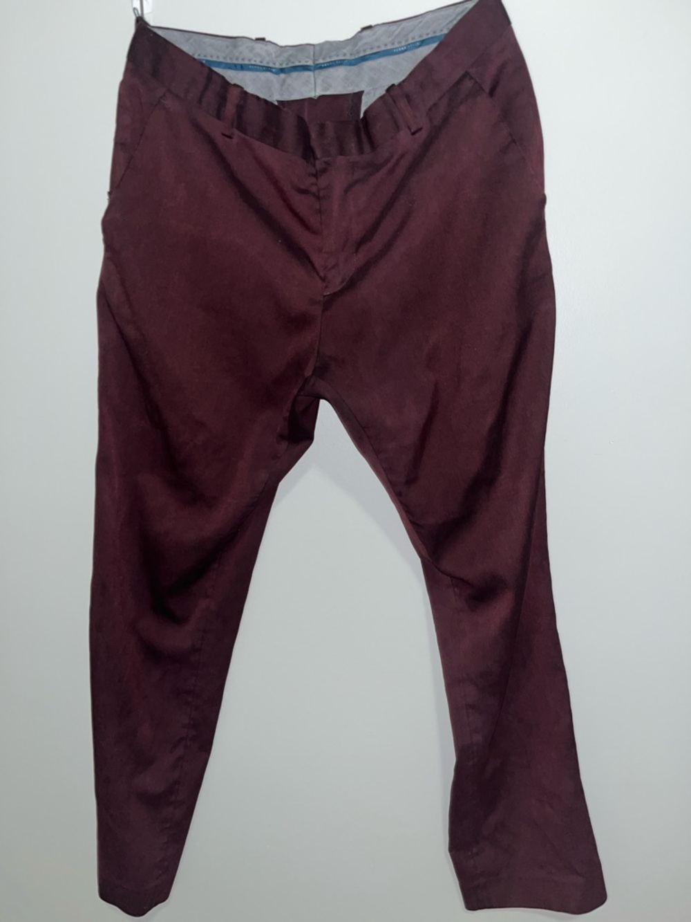 Perry Ellis Men's Chinos in Burgundy